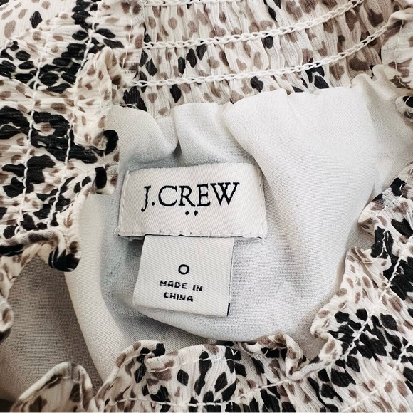 J. Crew Snakeskin-Print Mock-Neck Ruffle Neck/Sleeve Sleeveless Blouse. Size 0. - Picture 11 of 13